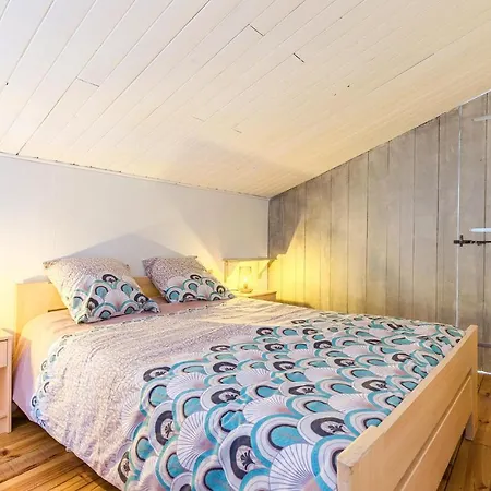 1 Bedroom Cozy In *
