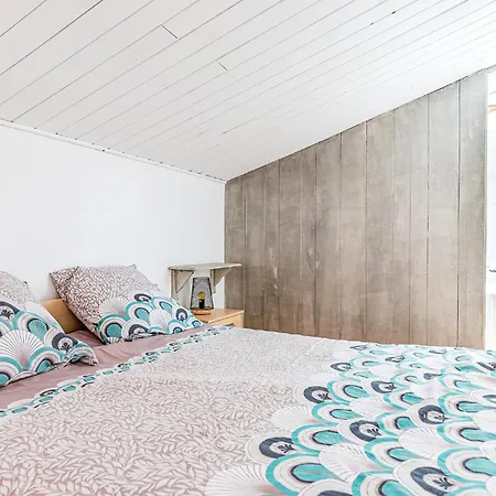 1 Bedroom Stunning In Holiday home Avanton